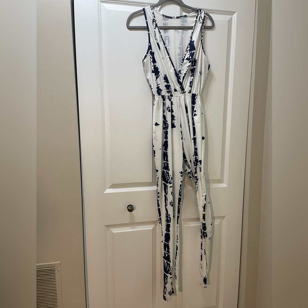 Jumpsuit Women’s 8 Medium No Brand, Tapered Leg, Super 80’s look!